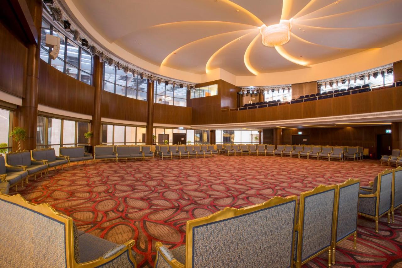 Crowne Plaza Riyadh - Rdc Hotel & Convention By Ihg Dış mekan fotoğraf The Grand Ballroom
