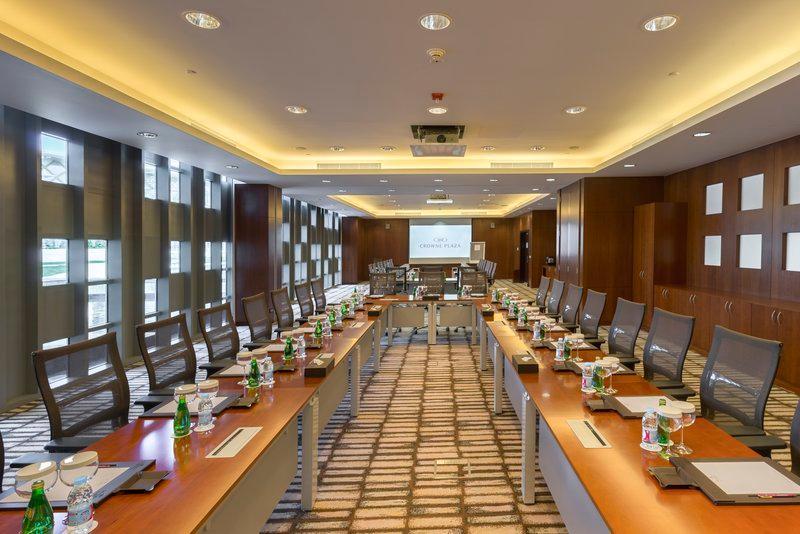 Crowne Plaza Riyadh - Rdc Hotel & Convention By Ihg Dış mekan fotoğraf Meeting room